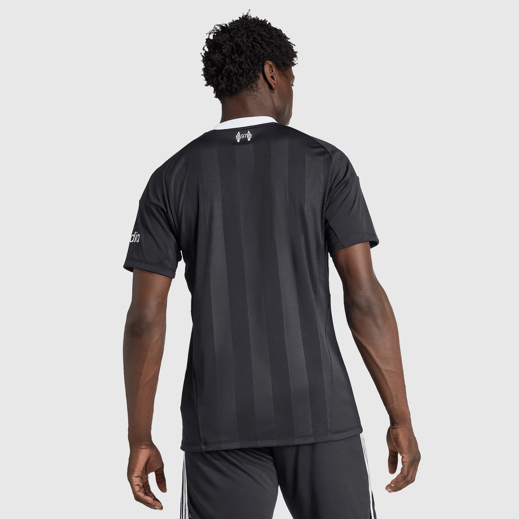 Camisa adidas Liverpool 2025/26 Goleiro