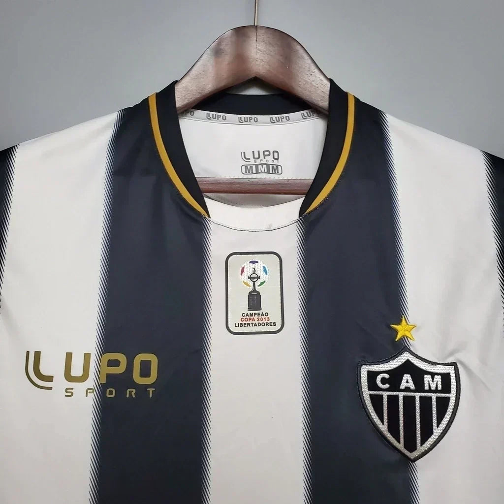 Camisa Atlético Mineiro Home Retrô 2013 Patch da Libertadores - Preta e Branca - Lupo