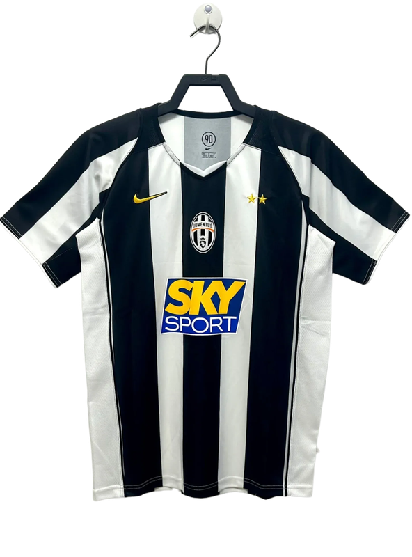 camisa-juventus-04-05-i-home-versão-retrô-1