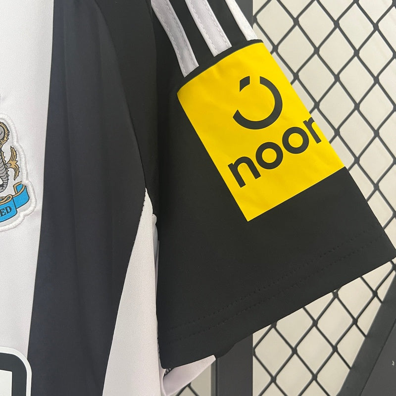 camisa-newcastle-2024-25-home-4