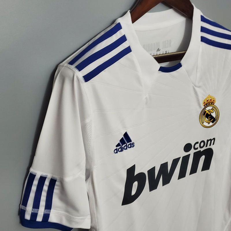 camisa-retrô-real-madrid-2010-11-home-9