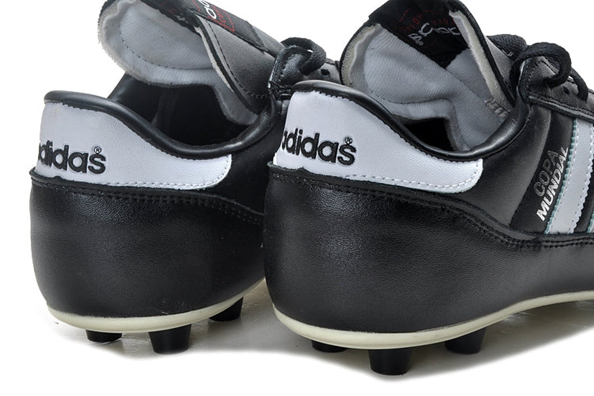 chuteira-campo-adidas-copa-mundial-fg-preta-e-branca-5