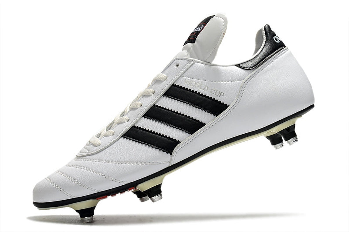 chuteira-campo-adidas-copa-mundial-team-ponta-de-aluminio-branca-e-preta-5