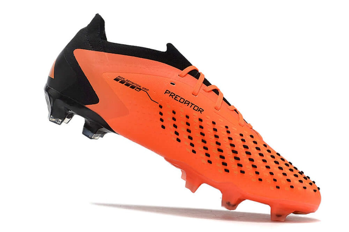 chuteira-campo-adidas-predator-accuracy1-fg-low-preta-e-laranja-heatspawn-pack-5