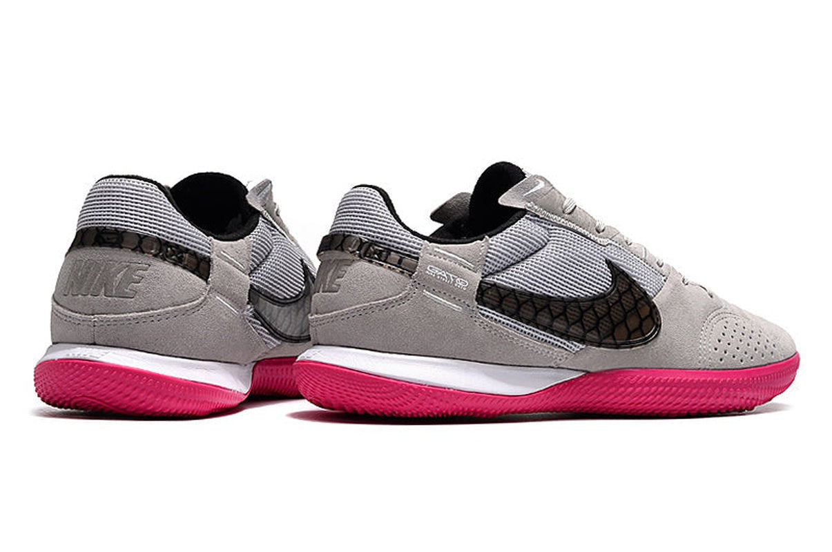 chuteira-futsal-nike-streetgato-ic-cinza-e-rosa-2