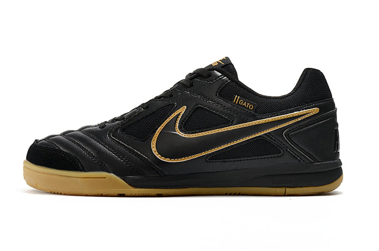 chuteira-futsal-supreme-x-nike-sb-gato-ic-preta-e-dourada-1