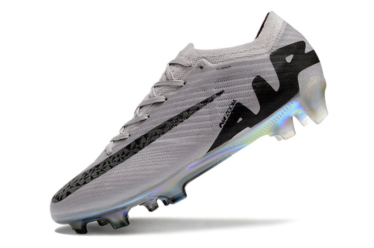chuteira-infantil-campo-nike-air-zoom-mercurial-vapor-15-elite-fg-prata-e-preta-rising-gem-pack-6