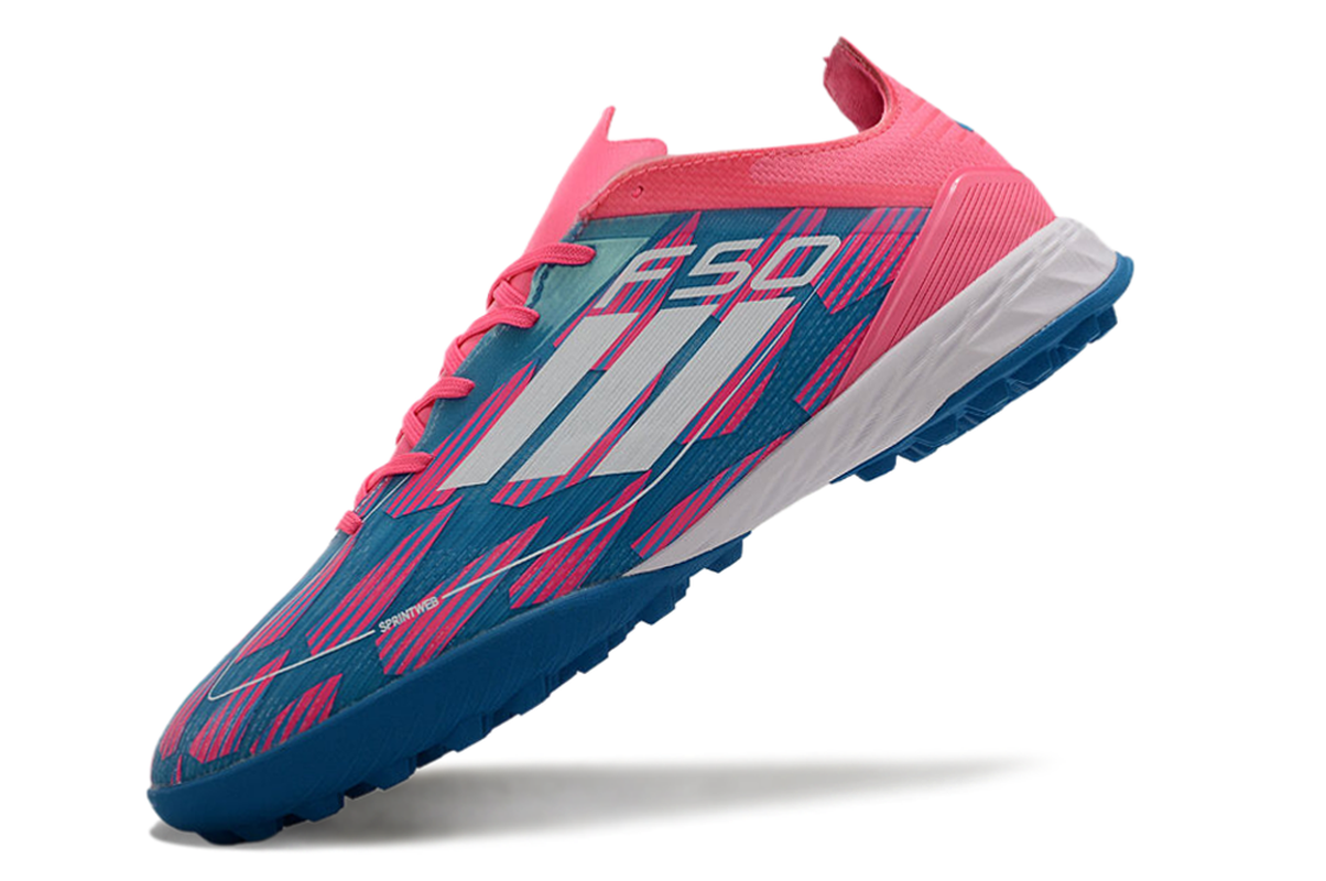 chuteira-society-adidas-f50-tf-azul-e-rosa-re-emergence-pack-5