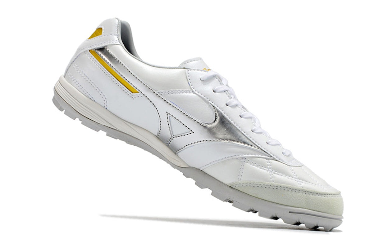chuteira-society-mizuno-morelia-sala-japan-tf-branca-e-prata-beta-shining-6