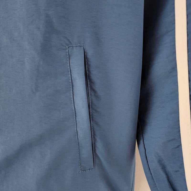 corta-vento-adidas-azul-e-branco-4
