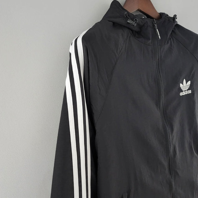 corta-vento-adidas-preto-e-branco-4