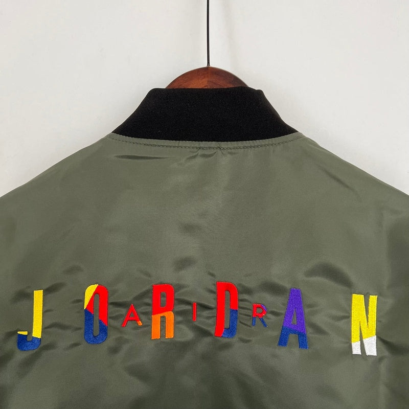 corta-vento-air-jordan-verde-8
