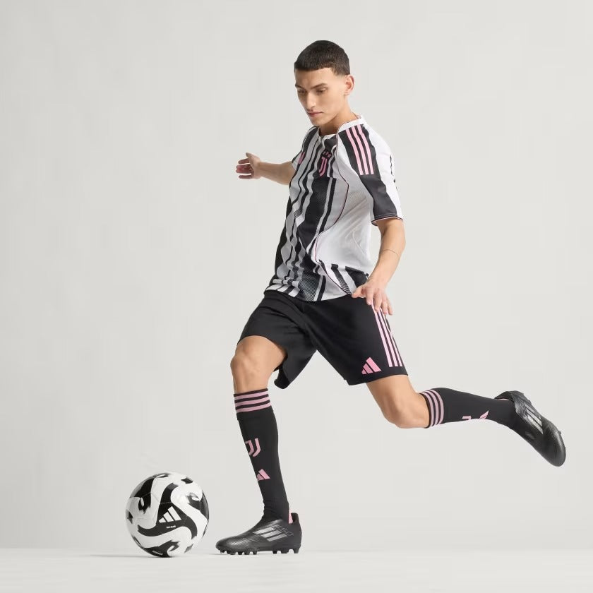 Camisa adidas Juventus FC 2025/26 I Jogador