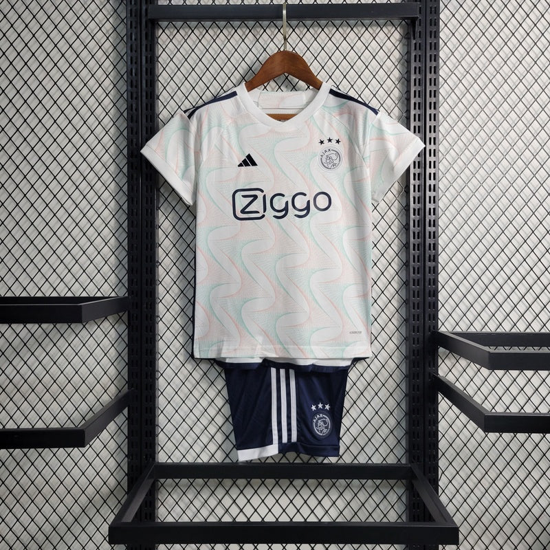 kit-infantil-ajax-away-23-24-1