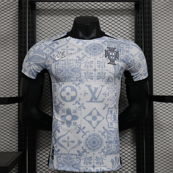 Camisa Portugal Edição Especial 2024/25 Jogador Nike Masculino - Branca e Cinza