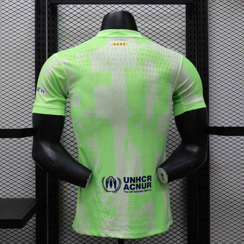 camisa-barcelona-third-2024-25-jogador-nike-masculino-branca-e-verde-2