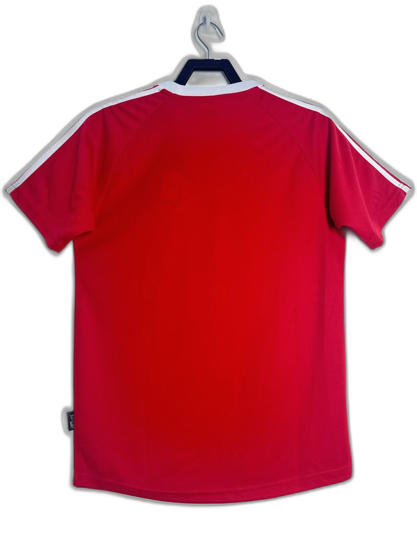 camisa-bayern-de-munique-01-02-i-home-versão-retrô-2