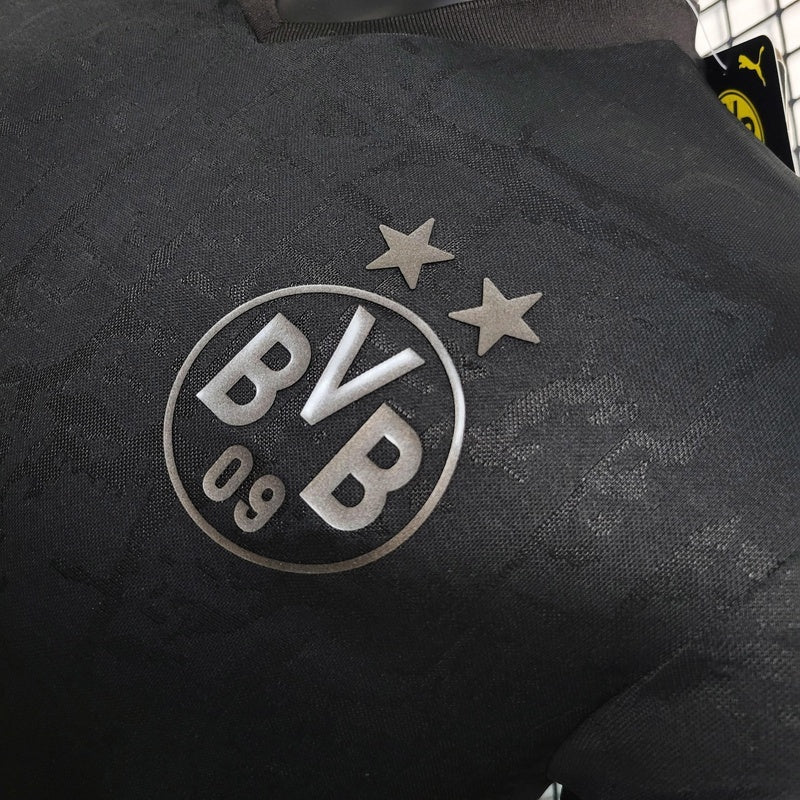 camisa-borussia-dortmund-especial-all-black-2023-24-puma-jogador-masculina-3
