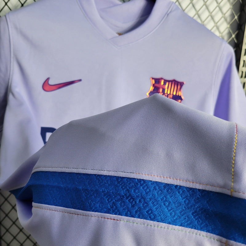 camisa-do-barcelona-21-22-lilas-2