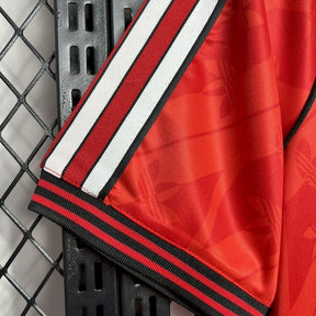 camisa-do-flamengo-24-25-edição-especial-retrô-5