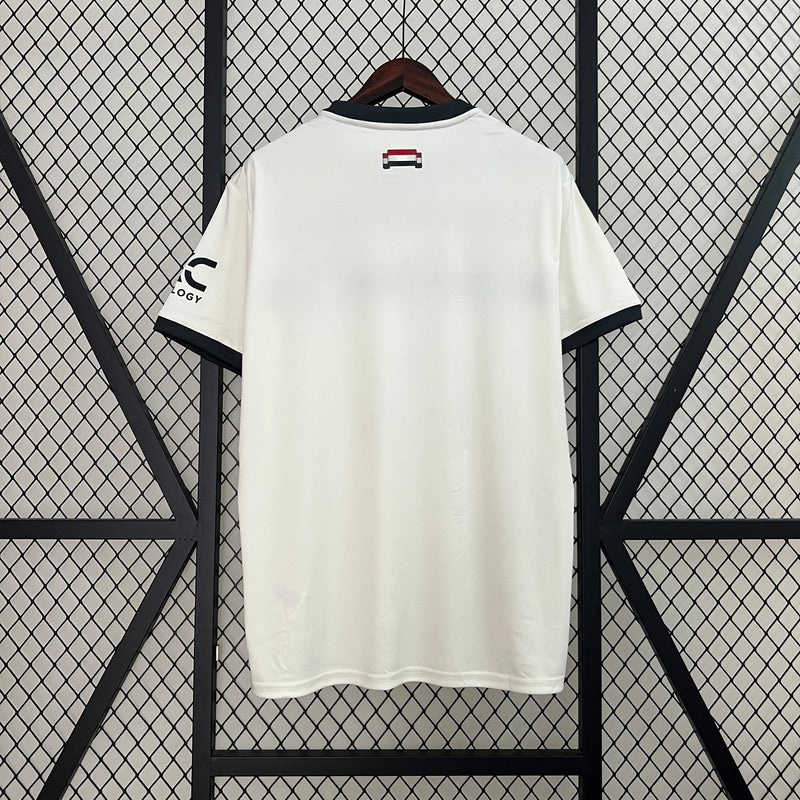camisa-do-manchester-united-24-25-branco-5