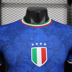 camisa-itália-edição-especial-2024-25-jogador-masculino-azul-vermelha-verde-e-branca-3