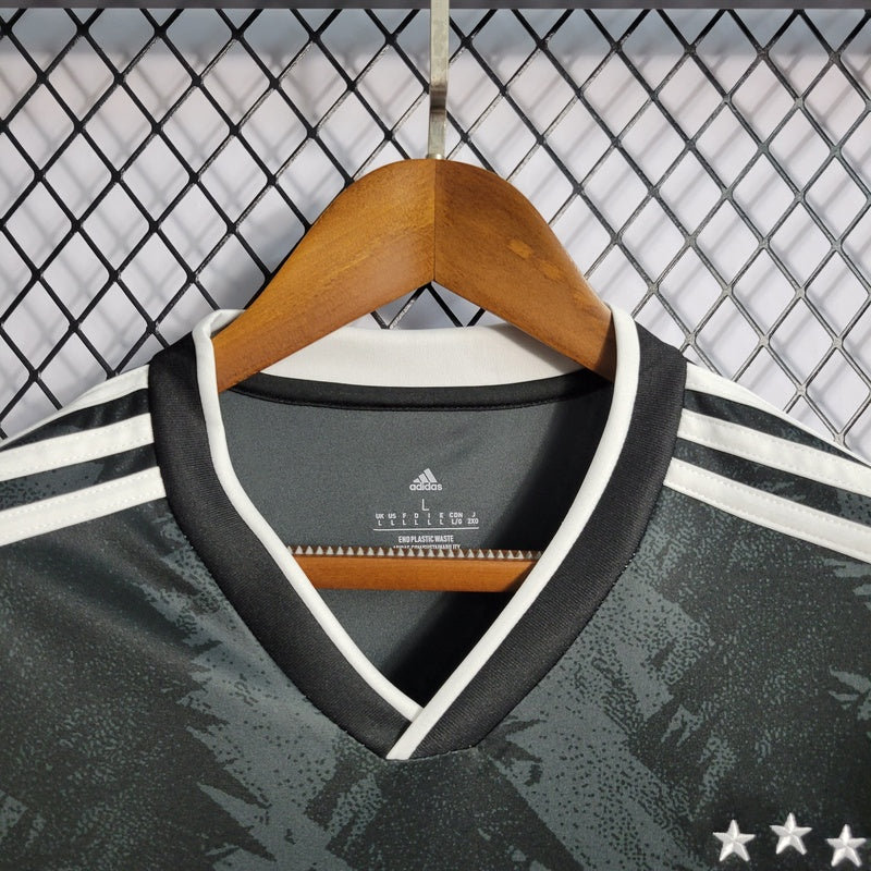 camisa-juventus-22-23-black-torcedor-adidas-4