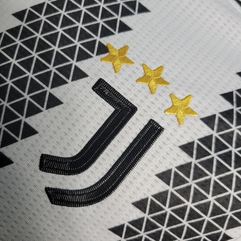 camisa-juventus-22-23-versão-jogador-3