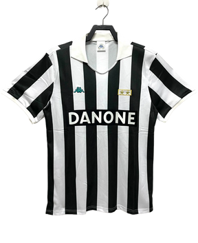 camisa-juventus-92-94-i-home-versão-retrô-1