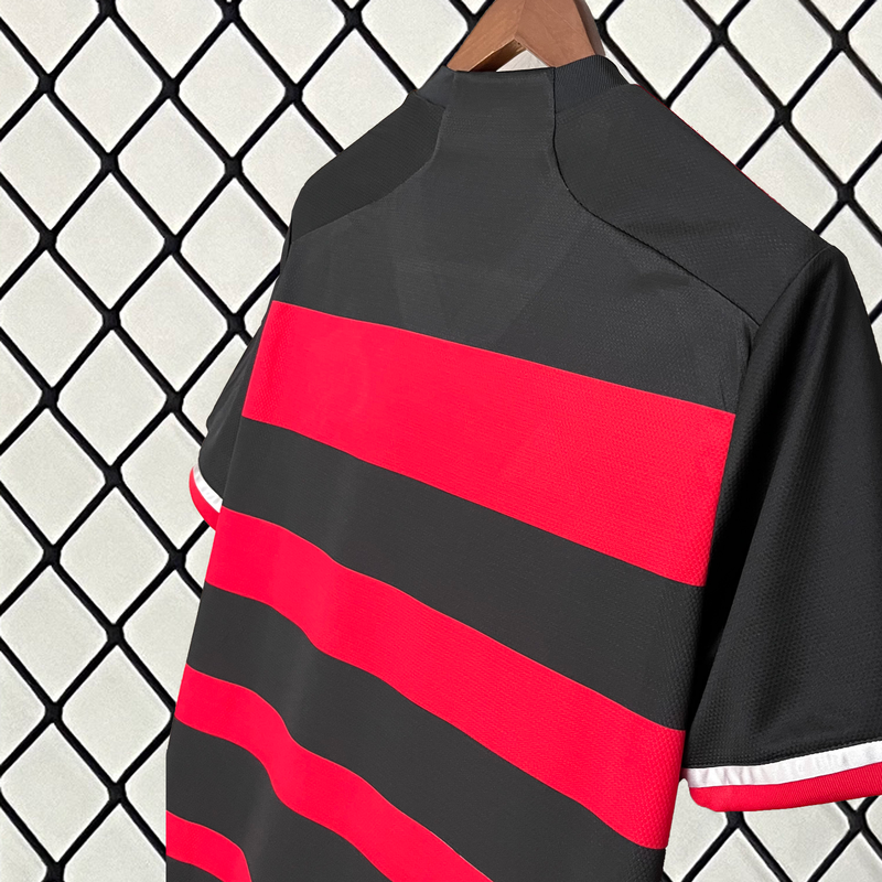 camisa-lançamento-do-flamengo-24-25-vermelho-e-preto-5