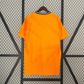 camisa-lançamento-do-real-madrid-24-25-laranja-3