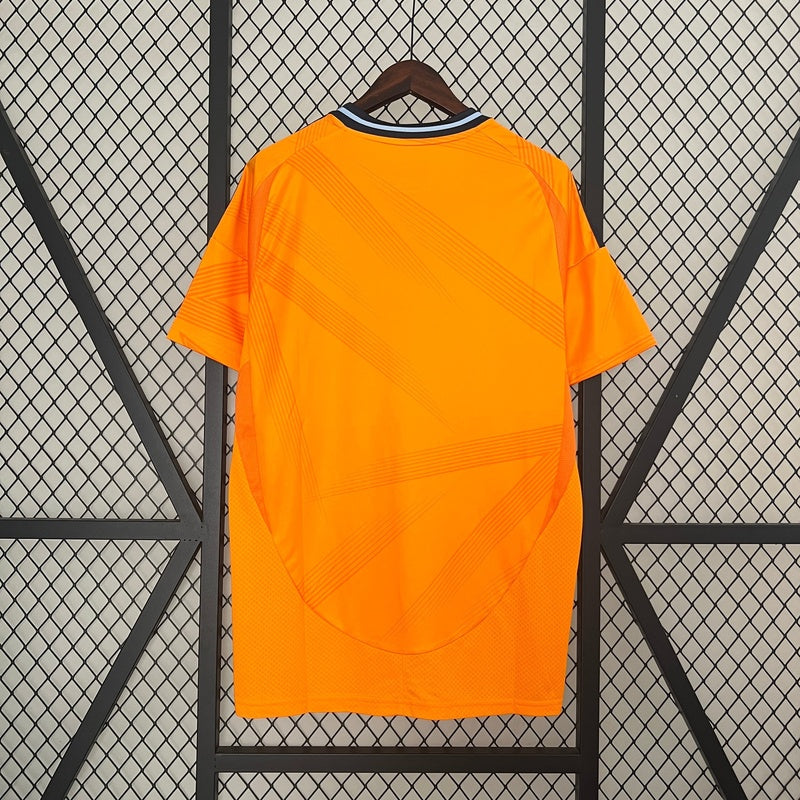 camisa-lançamento-do-real-madrid-24-25-laranja-3