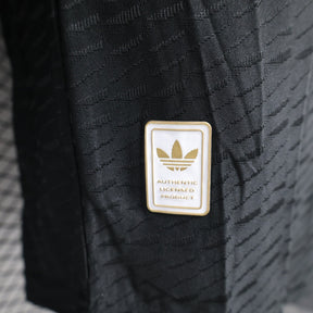 camisa-manchester-united-2024-25-jogador-adidas-masculino-preta-e-branca-4