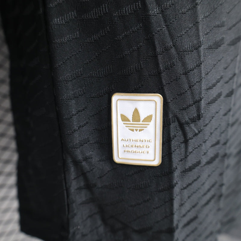 camisa-manchester-united-2024-25-jogador-adidas-masculino-preta-e-branca-4