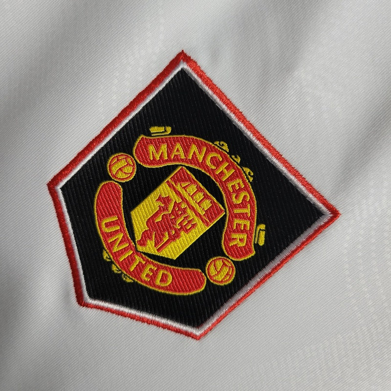 camisa-manchester-united-22-23-versão-feminina-3