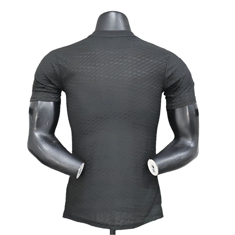 camisa-manchester-united-25-26-treino-preto-versão-jogador-2