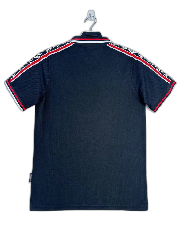 camisa-manchester-united-98-99-preto-versão-retrô-2