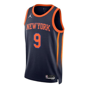 camisa-nba-rj-barrett-new-york-knicks-2023-edição-de-impacto-azul-marinho-2