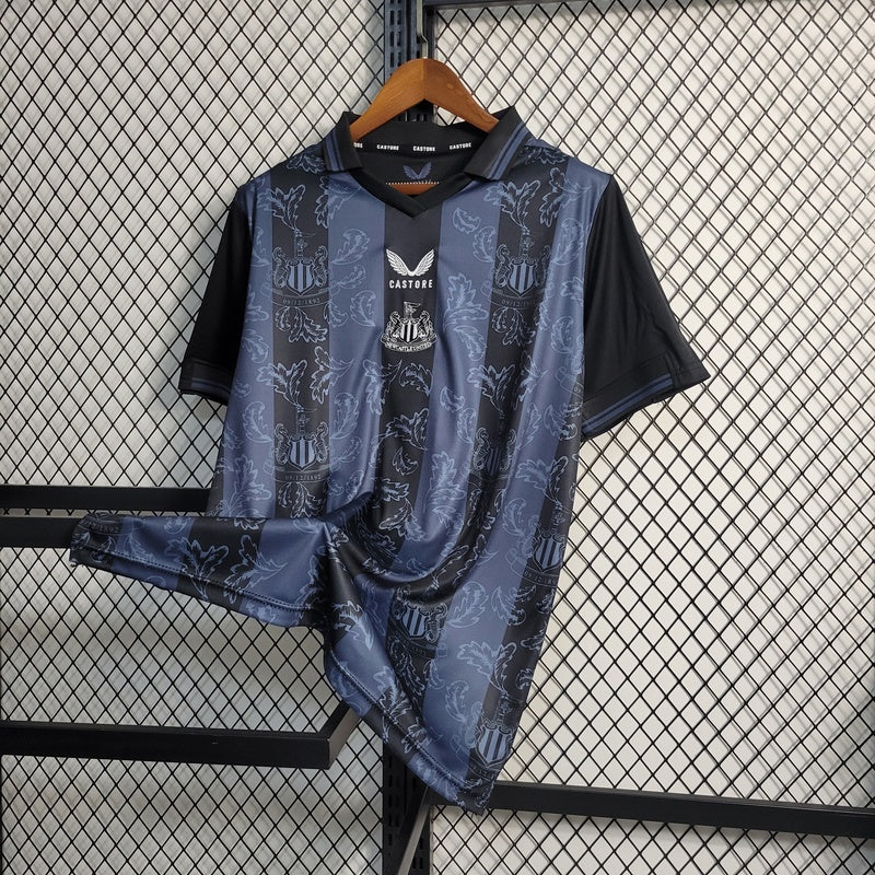 camisa-newcastle-22-23-1