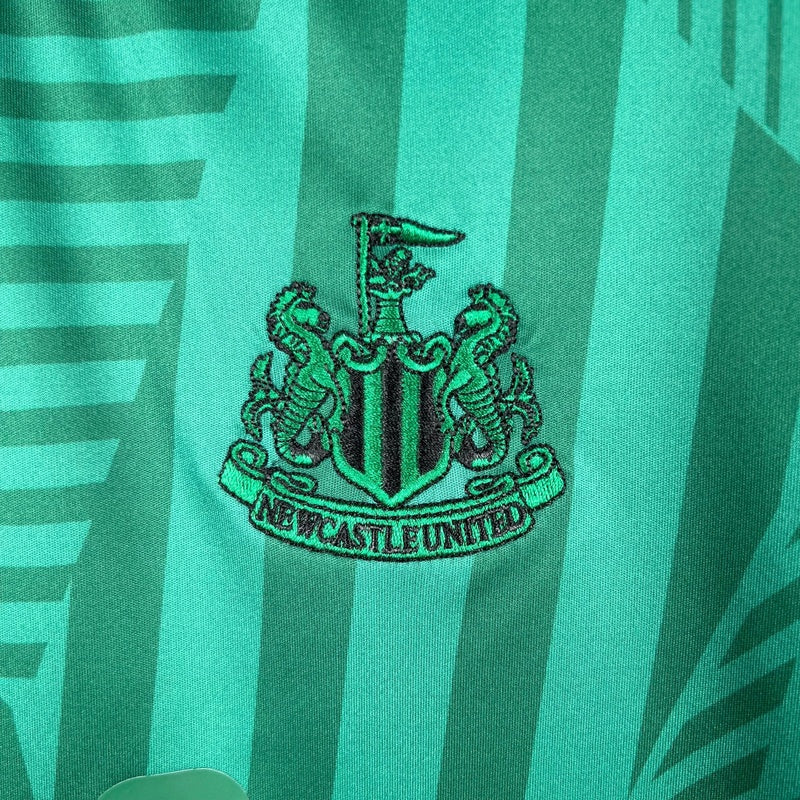 camisa-newcastle-ii-23-24-masculina-4
