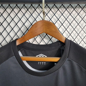 camisa-oficial-do-athletico-pr-23-24-feminina-versão-torcedor-personalizável-3