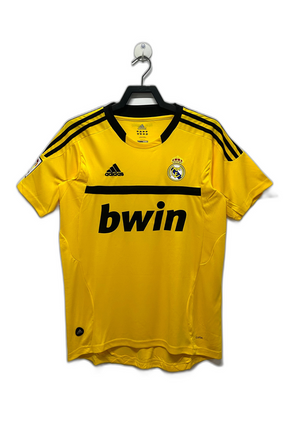 camisa-real-madrid-11-12-goleiro-versão-retrô-1