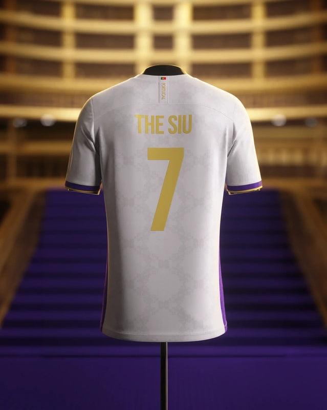 camisa-real-madrid-24-25-edição-especial-the-siu-ronaldo-branca-com-dourado-2