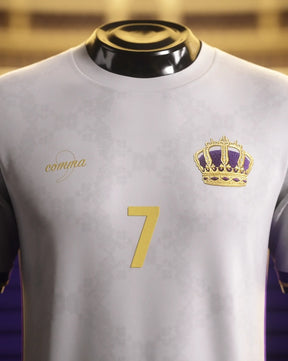 camisa-real-madrid-24-25-edição-especial-the-siu-ronaldo-branca-com-dourado-4