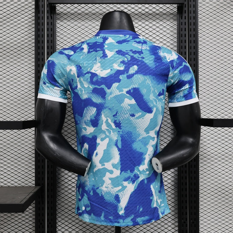 camisa-real-madrid-edição-especial-2024-25-jogador-adidas-masculino-azul-e-branca-2