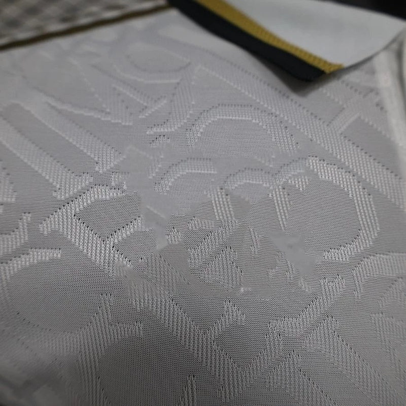 camisa-real-madrid-golden-edição-especial-24-25-branco-e-dourado-5