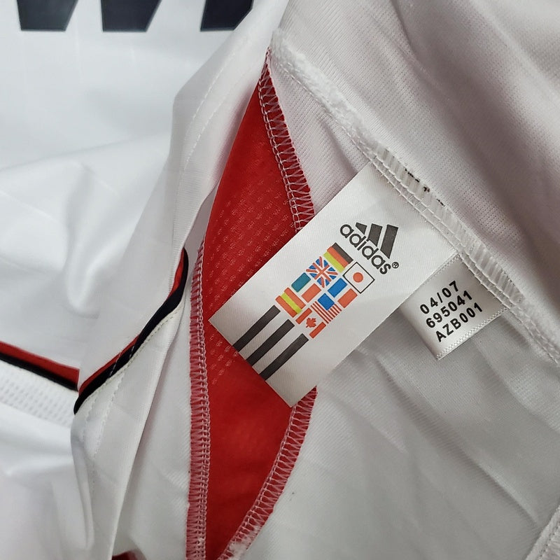 camisa-retrô-ac-milan-2006-07-away-5