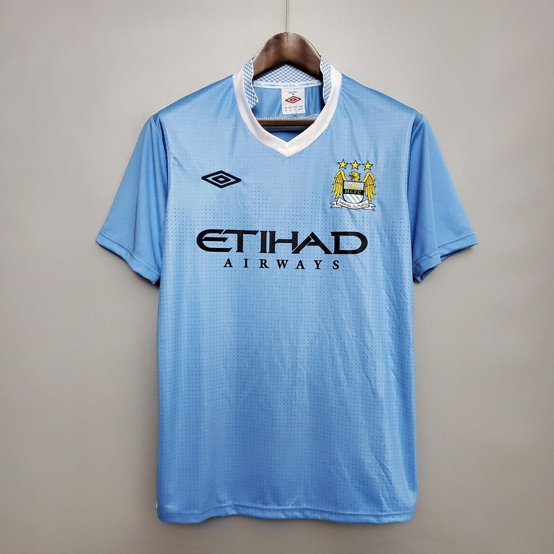 camisa-retrô-manchester-city-2011-12-home-1
