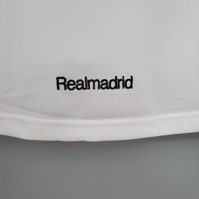 camisa-retrô-real-madrid-2005-06-home-4