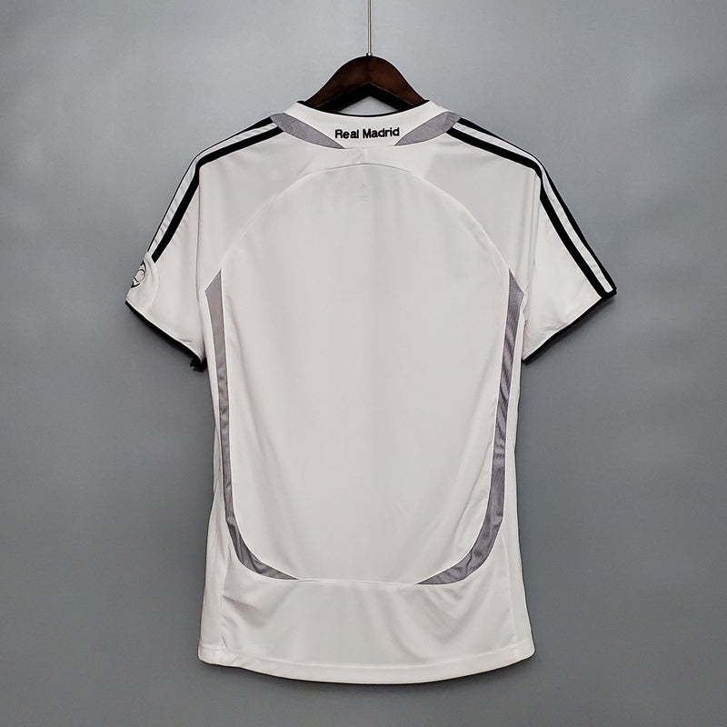 camisa-retrô-real-madrid-2006-07-home-4